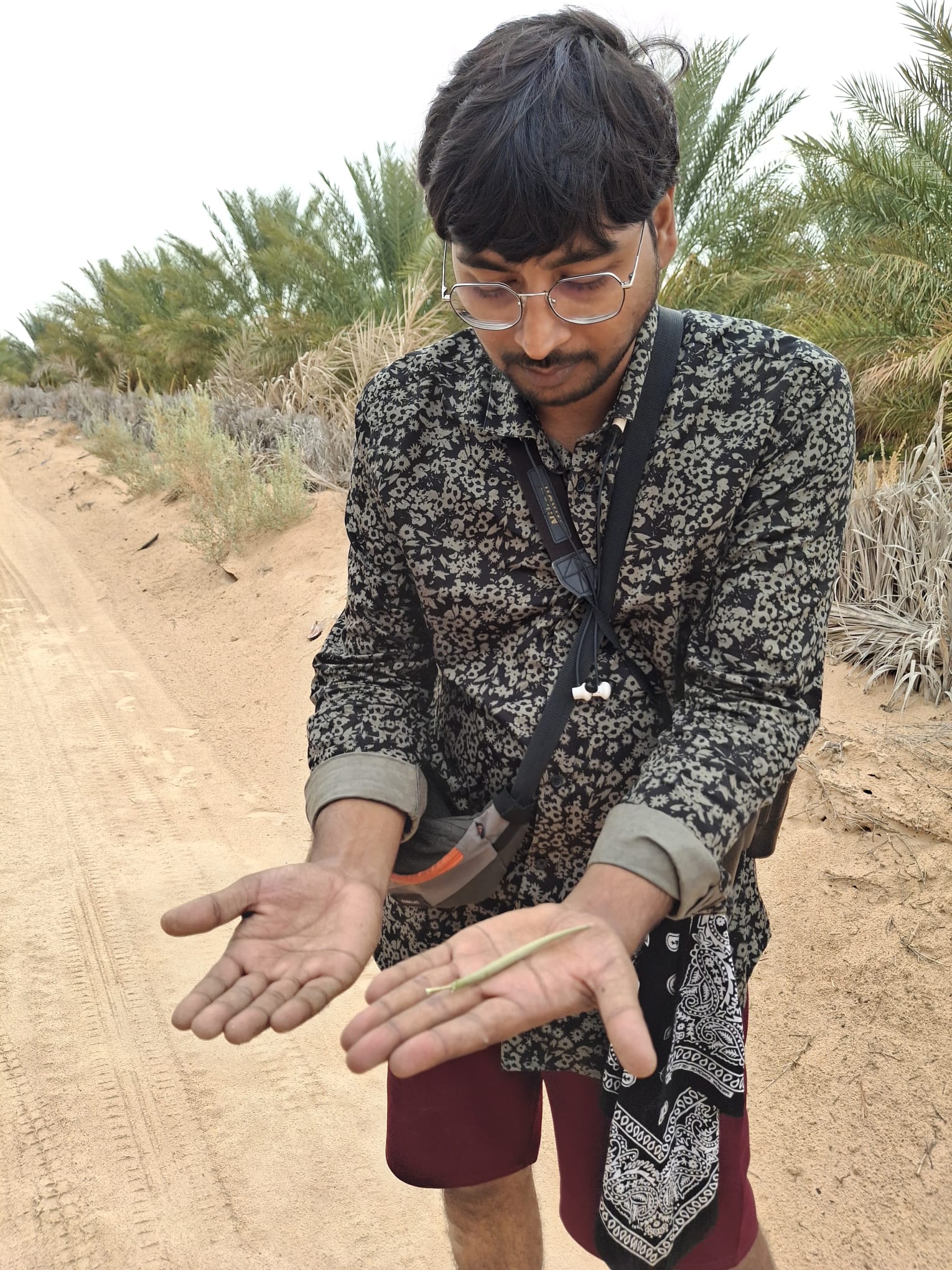Prajjwal laat iets zien